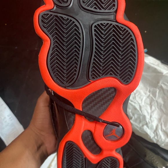 Jordan 6 rings black and red never worn - Picture 3 of 4